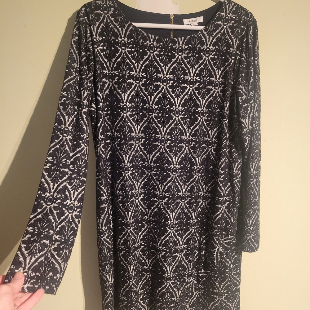 Kensie Black and White Patterned Dress